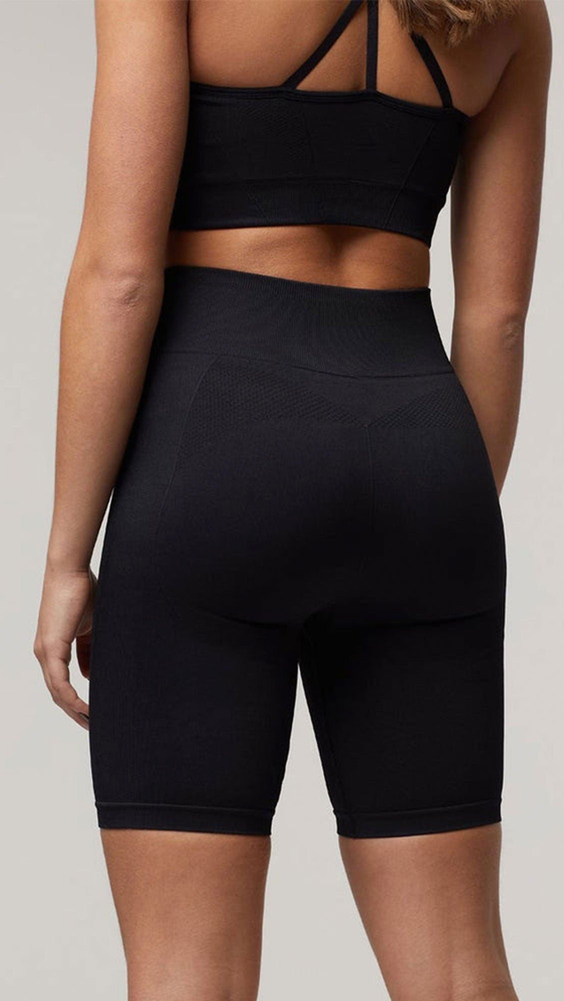 WOMEN'S SEAMLESS SHORTS