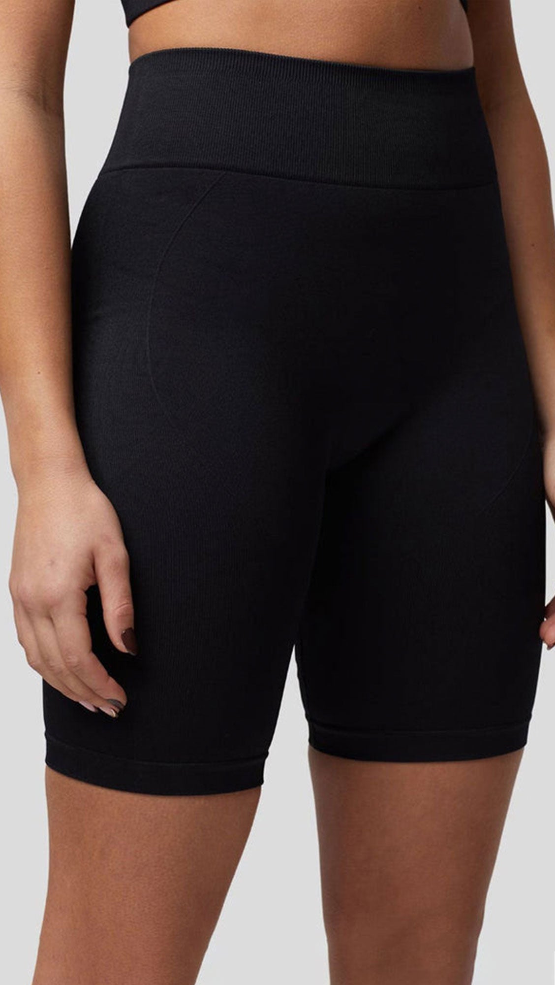 WOMEN'S SEAMLESS SHORTS