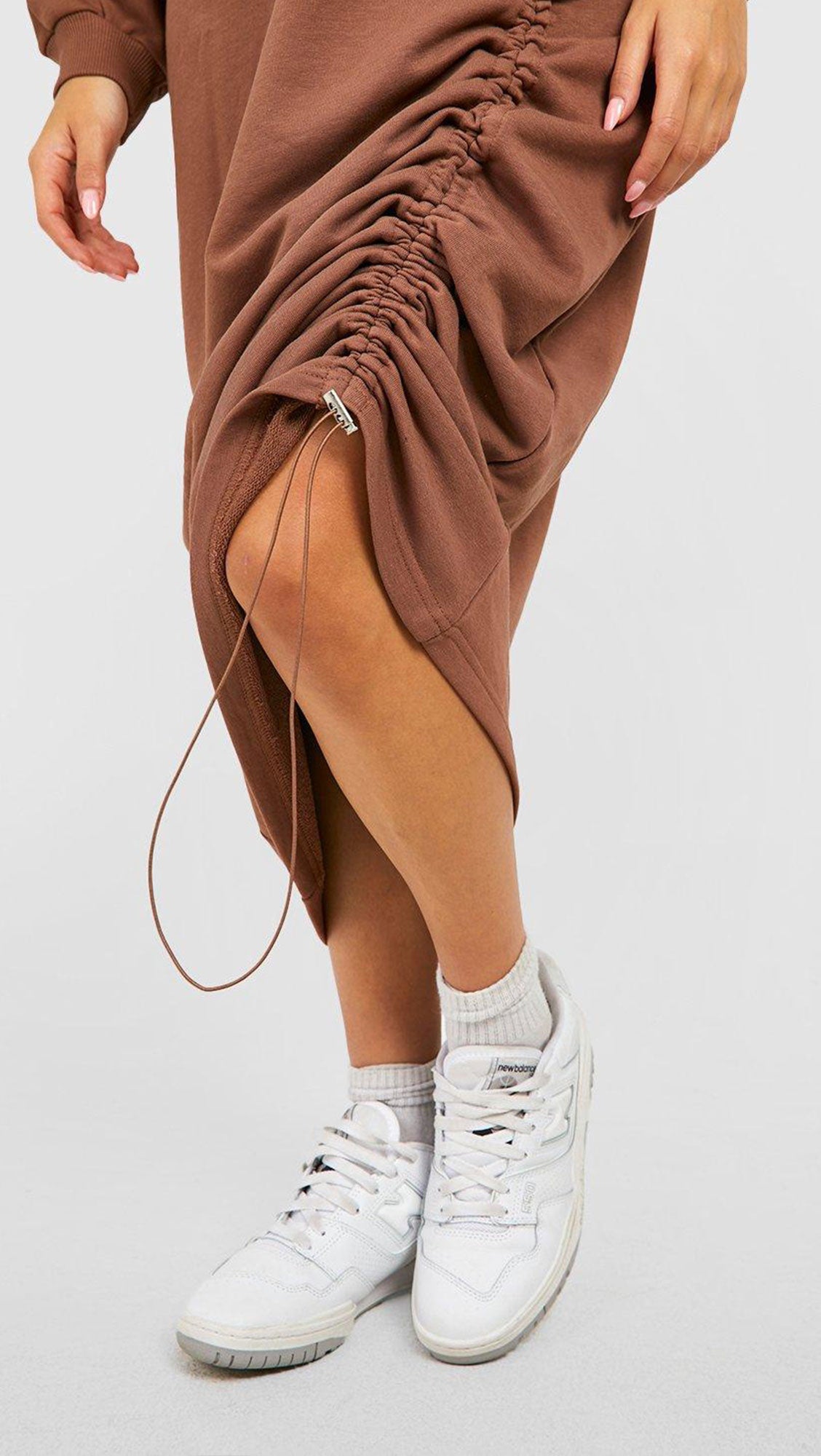 OVERSIZED RUCHED SIDE MIDI SWEATER DRESS